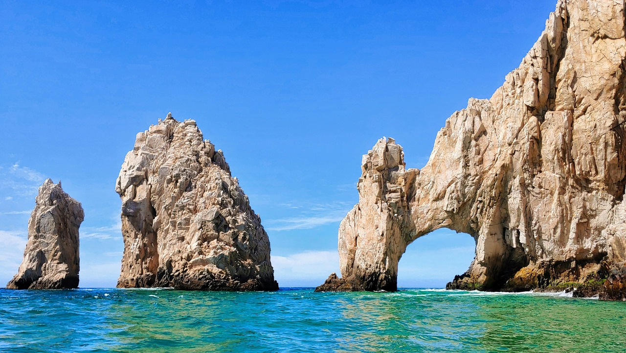 Los Cabos imparable: crece captación turística 9.9% en 2023