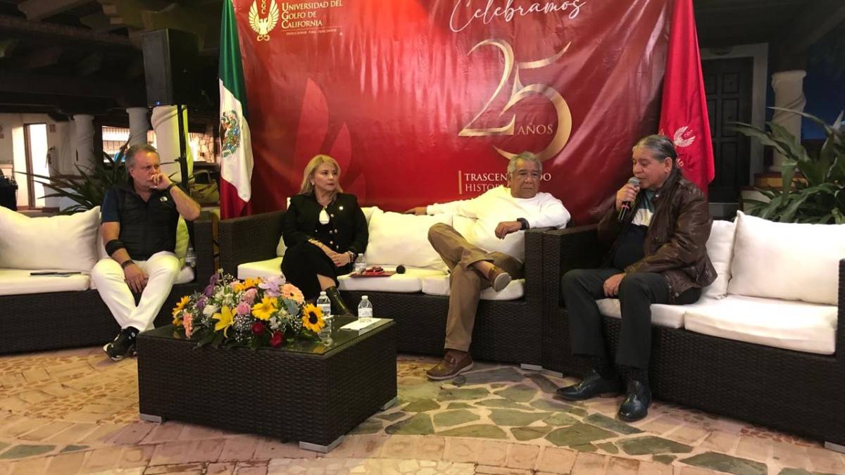 En noche de reencuentros y de pertenencia por Los Cabos, presenta David Rojo su libro “Visión del Acierto”